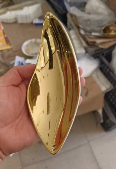 Декоративный элемент для инсталляции ЗОЛОТО + БЕЛЫЙ ` D../H.. для серии ROSSI SPFR13682