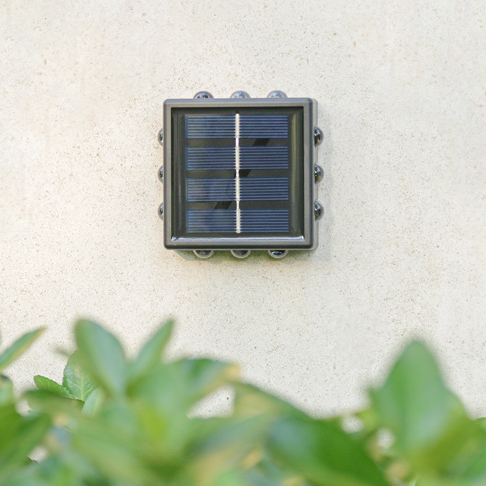 Светильник настенный YD2309 D85*85/H24/12/LED/3000K IP65 на солнечной батарее с датчиком движения R