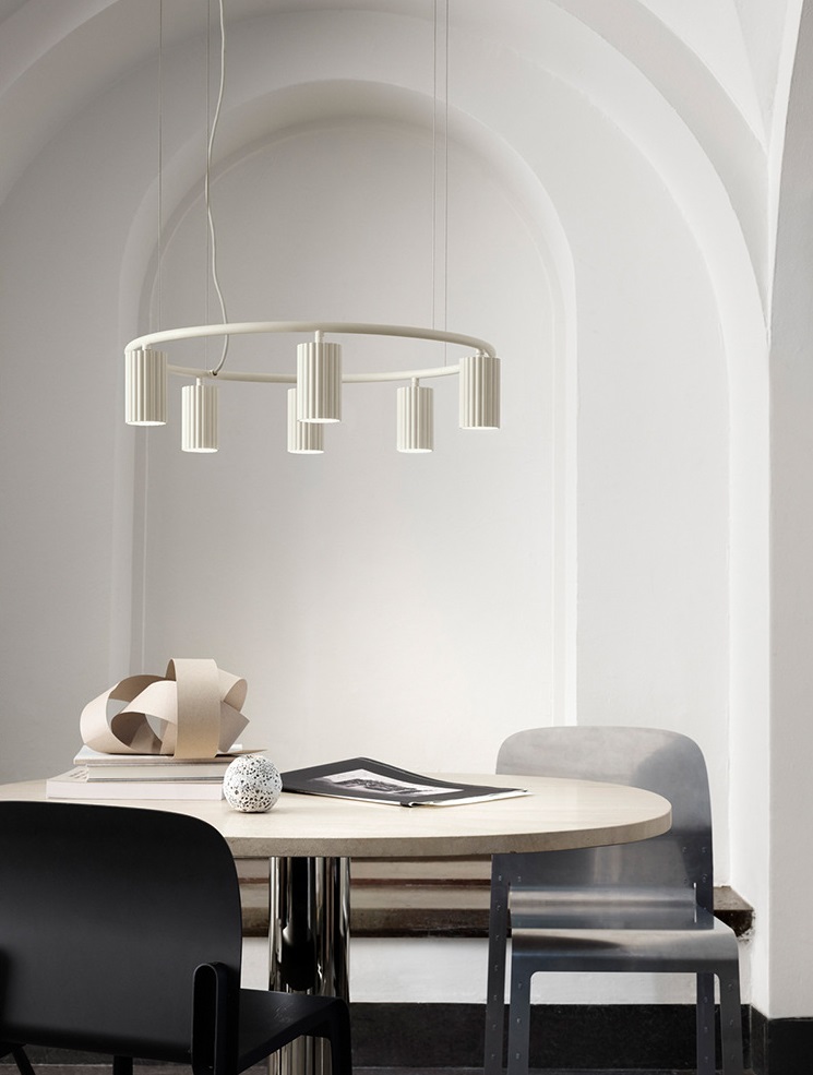 Светильник DZN-33251 БЕЛЫЙ ` D600*200/H1200/6/GU10/30W